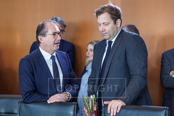 12.11.25_pressefoto-gora_0206