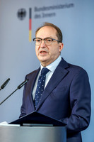 19.11.25_pressefoto-gora_0801