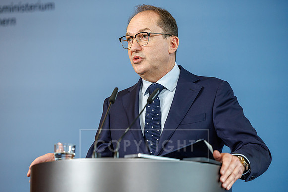 19.11.25_pressefoto-gora_0818