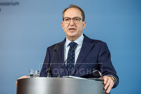 19.11.25_pressefoto-gora_0822
