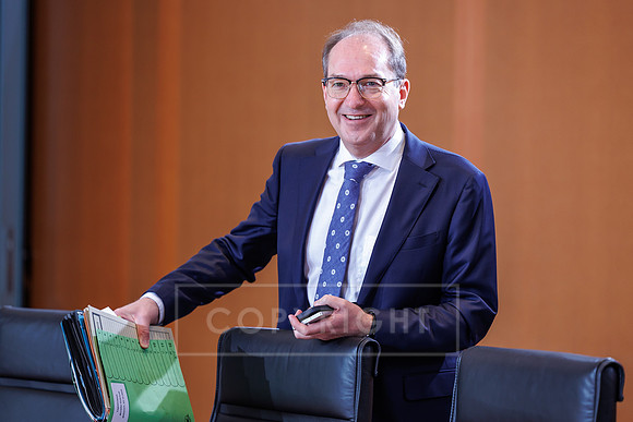 03.12.25_pressefoto-gora_1550