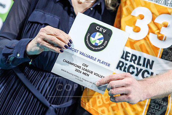 11.12.25_pressefoto-gora_5700