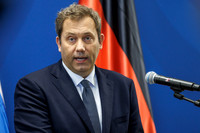 15.9.26 Pressestatement mit Lars Klingbeil und Praesidenten der Eurogruppe Kyriakos Pierrakakis